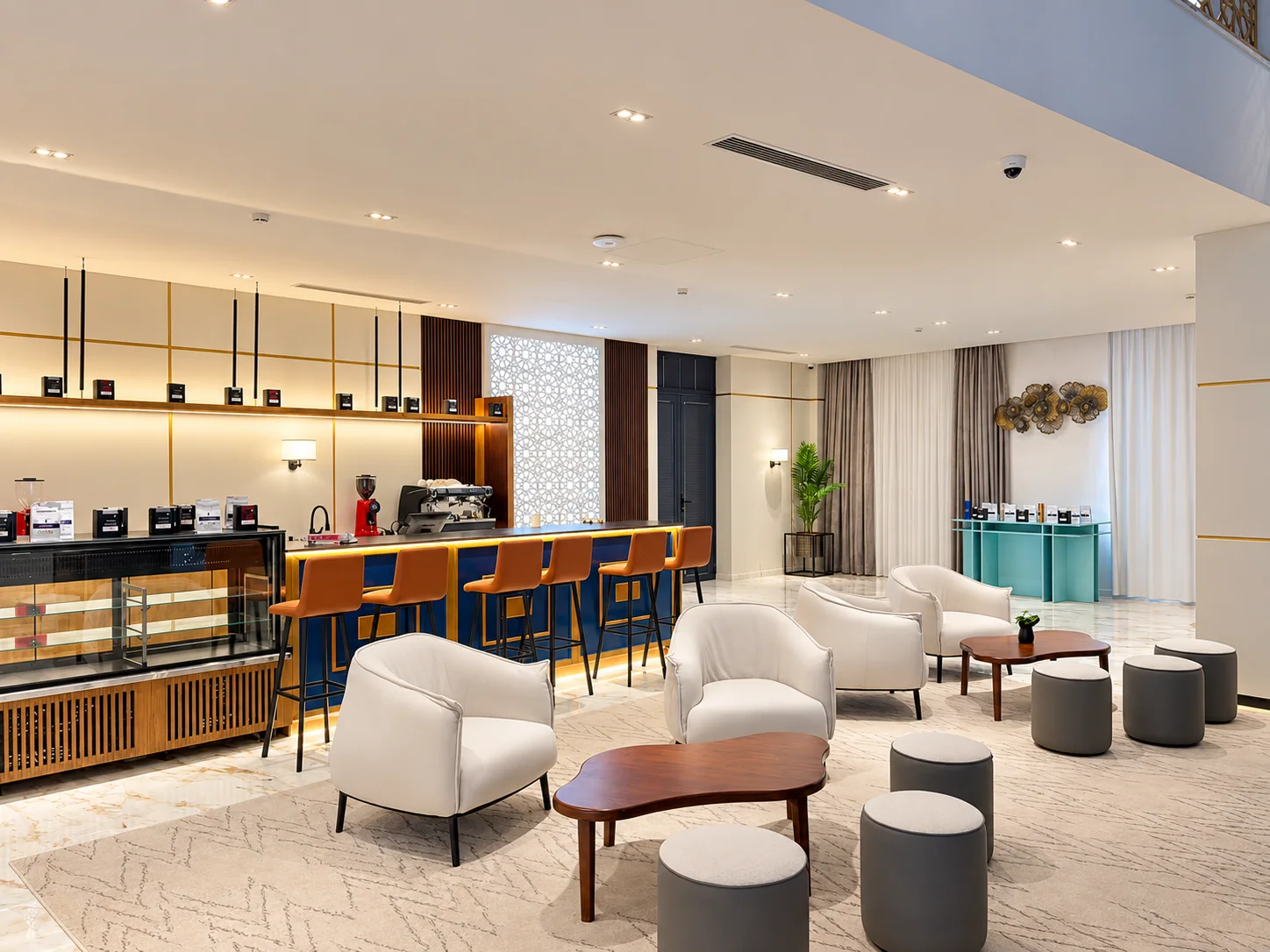 Lounge Bar at HADITH Hotel